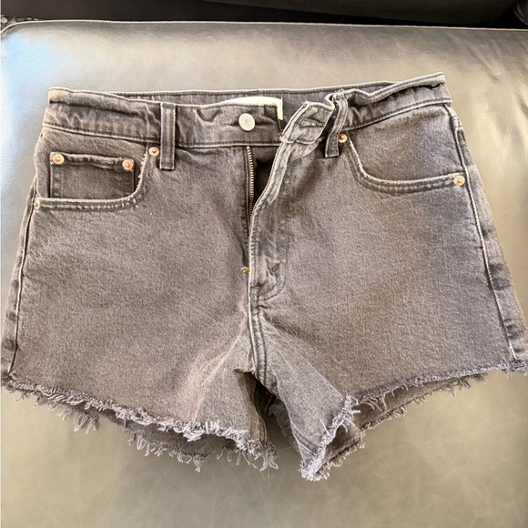 Women's The 90’s Relaxed Cutoff Shorts High Rise - Picture 2 of 3